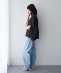 YECCA VECCA フリルデザインブラウス