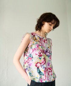 GRACE CONTINENTAL フラワーガーデンプリントトップ