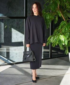 #Newans 〈亀恭子さんコラボ〉パネルタックAラインブラウス