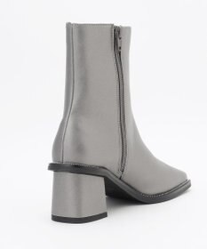 組曲 スクエアトゥショートブーツ