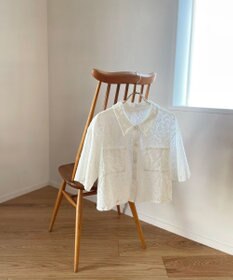 Feroux 【洗える】フラワーレース シャツ