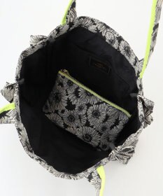 TOCCA 【ヨンア×大人百花×TOCCAコラボカラー有り】PRECIOUS WAVES BAG WITH POUCH ポーチ付きトートバッグ