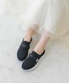 Bridget Birkin 【Bridget Birkin】ベルトストーンニットスニーカー