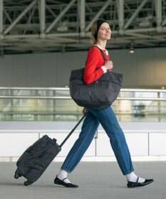 LeSportsac CARRY-ON ROLLER2/シールドブラック