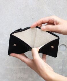 FOLNA RD ソフトレザー・ホイルレザー エンべロープ二つ折り財布