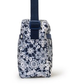 LeSportsac DANIELLA CROSSBODY/フローラルレースネイビー