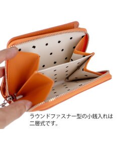 tsumori chisato CARRY ラックスtcネーム ラウンドファスナー 2つ折り財布