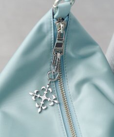 russet モノグラムメタルチャーム(CE-1769)