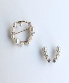 Phoebe <オンワード限定セット>Rio de laパールピアス×フォーマルパールビジューサークルブローチ