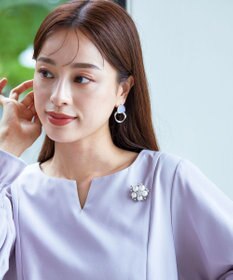 Tiaclasse パールフラワーブローチ