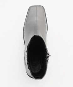 組曲 スクエアトゥショートブーツ