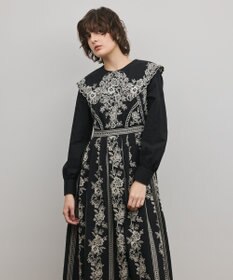 GRACE CONTINENTAL パターン刺繍ワンピース