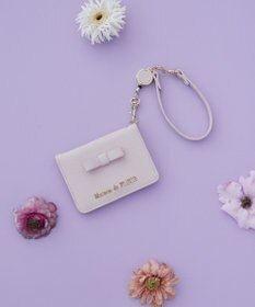 Maison de FLEUR 二つ折りリールパスケース