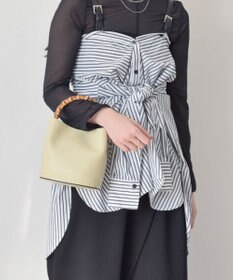 INTER-CHAUSSURES 【LORISTELLA】バンブーハンドルレザーバケットバッグ