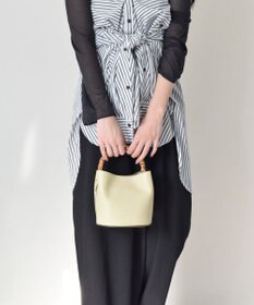 INTER-CHAUSSURES 【LORISTELLA】バンブーハンドルレザーバケットバッグ