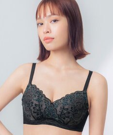 Wing ブラジャー コンパクトにバストメイク 高さをおさえる 【小さく見せるブラ】 Gカップまで対応 大きいサイズ ブラ KB6100 ウイング／ワコール