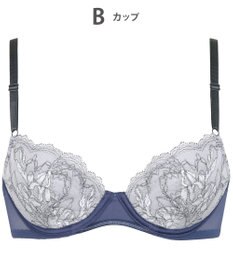 Wing 【マッチミーブラ】　ブラがわたしに合わせてくれる　バストの左右差や個々のバストの状態に柔軟に対応　ウイング／ワコール　KB2002