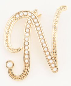 ANY 【WEB/一部店舗限定】パールイニシャルブローチ