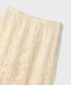 GRACE CONTINENTAL エンブロイダリーフレアスカート