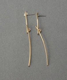 Phoebe 【金属アレルギー対応】フロウスティックピアス　ゴールド
