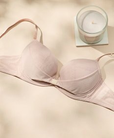 une nana cool 胸もとフィットをリボンでキープ リボンブラ