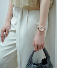 CITIZEN 【電池交換不要のクロノグラフ】どんなスタイルにも合わせやすいサクラカラーの腕時計