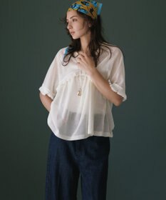 23区 ニュアンスフラワー シルク スカーフ