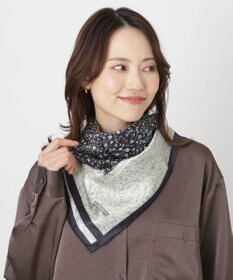 MOONBAT 【シルク100%】MACKINTOSH PHILOSOPHY(マッキントッシュ フィロソフィー）小花柄 シルクプリントスカーフ 日本製 68cm×68cm  UV対策