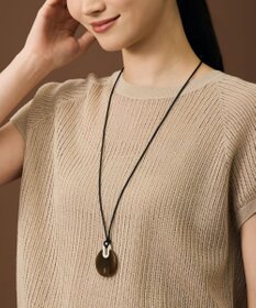 自由区 【SHIHOさん着用・長さ調整可能】ウォーターバッファローワントップ ネックレス