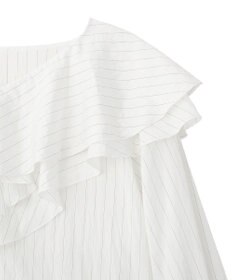 YECCA VECCA ストライプ柄ラッフルブラウス