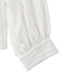 YECCA VECCA ストライプ柄ラッフルブラウス