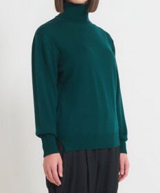 muuc 〈極上メリノウール〉ベーシックタートルネックプルオーバー〈肌に優しいニット〉〈アンサンブル可能〉〈袖の透かし編み〉