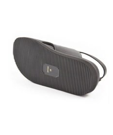 APOM クロスストラップサンダル25