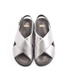 APOM クロスストラップサンダル25