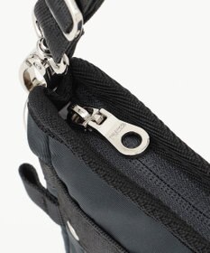 Y'SACCS テープデザイン　トラベルポシェット