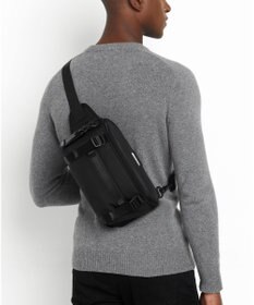 TUMI ALPHA BRAVO 「プラトーン」スリング