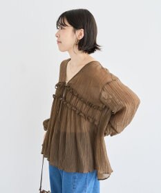 Green Parks Ｖネックフリルシアープリーツブラウス