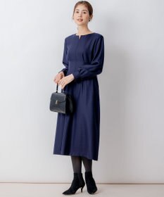 組曲 ウールジョーゼット スリットネックワンピース