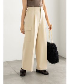 Te chichi カーゴスラックス