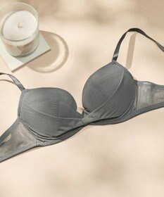 une nana cool 胸もとフィットをリボンでキープ リボンブラ