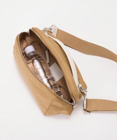 TOPKAPI 【Breath TOPKAPI】【撥水】マット ナイロン ボックス型 ショルダーバッグ