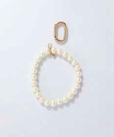 Phoebe エレガントパールストラップチャーム