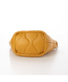 UNBILLION cachecache パテッドキルティングショルダーバッグ