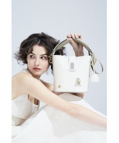 A.D.M.J. 【牛床革】リバティソフト/アールデコバケット