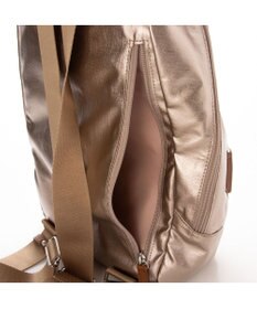 Y'SACCS コーティングナイロンリュック