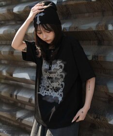 WEGO 【ユニセックス着用ITEM】グラフィックヘンリーネックT（SS）