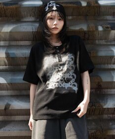 WEGO 【ユニセックス着用ITEM】グラフィックヘンリーネックT（SS）