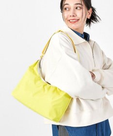 LeSportsac CRESCENT SHOULDER BAG/スペクテイターライムライト
