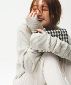 UNFILO ふわふわニット クロップドハイネック