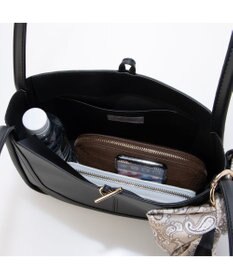 UNBILLION カシュカシュ cachecache / スカーフチャーム付きロングハンドルトート